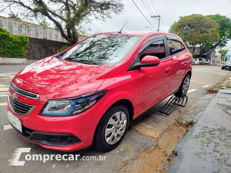 CHEVROLET ONIX 1.4 MPFI LT 8V 4 portas