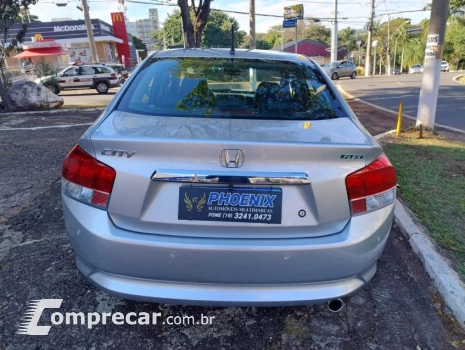 CITY 1.5 EX Sedan 16V