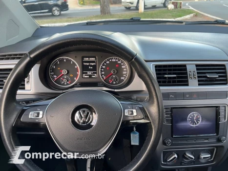 Volkswagen FOX 1.6 MI Comfortline 8V 4 portas