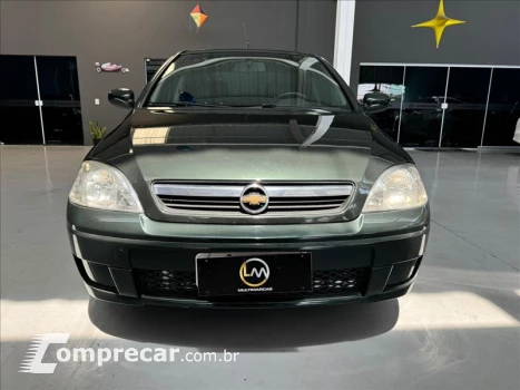 CORSA 1.4 MPFI Premium Sedan 8V