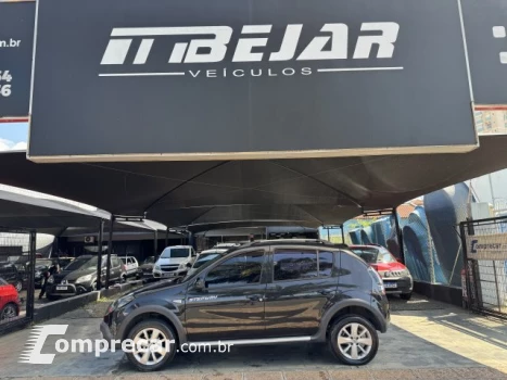 Renault SANDERO - 1.6 STEPWAY 16V 4P AUTOMÁTICO 4 portas