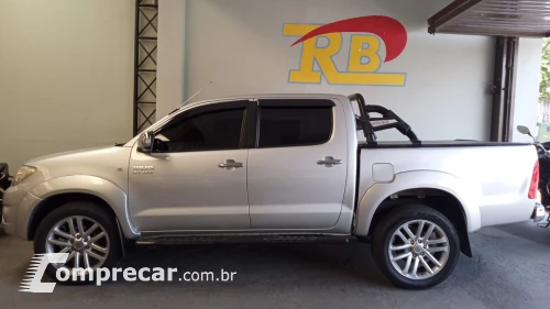 Toyota HILUX 2.7 SR 4X2 CD 16V 4 portas