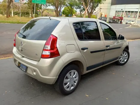 SANDERO 1.6 Expression 8V