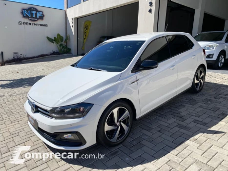 Volkswagen POLO 1.0 200 TSI Highline 4 portas