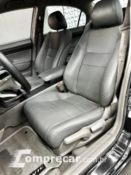 CIVIC 1.8 LXL 16V