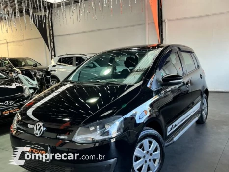 Volkswagen FOX - 1.6 MI BLUEMOTION 8V 4P MANUAL 4 portas