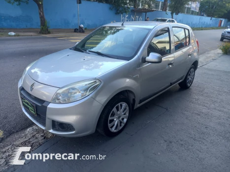 Renault SANDERO 1.6 EXPRESSION 4 portas