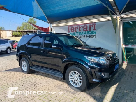 HILUX SW4 3.0 SRV 4X4 7 Lugares 16V Turbo Intercooler