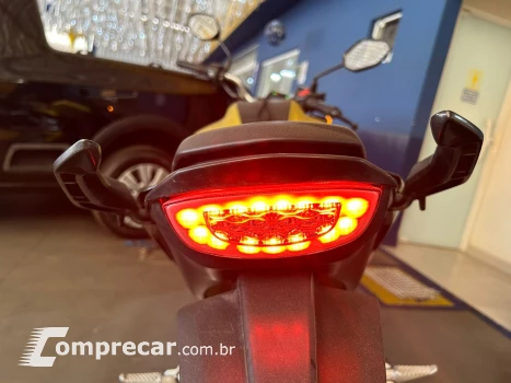 CB 300F Twister