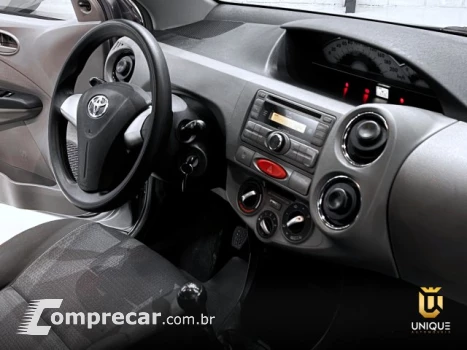 ETIOS HATCH - 1.3 XS 16V 4P MANUAL