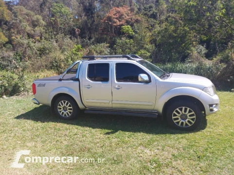 NISSAN FRONTIER 2.5 SL 4X4 CD Turbo EL 4 portas