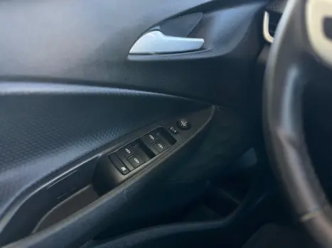 ONIX 1.0 TURBO FLEX PLUS LTZ AUTOMÁTICO