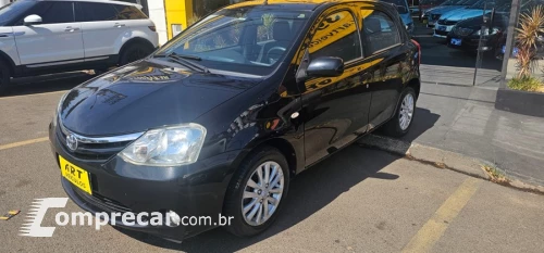 Toyota ETIOS 1.5 XLS 16V 4 portas