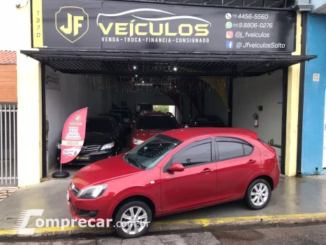 JAC J3 1.5 S 16V 4 portas