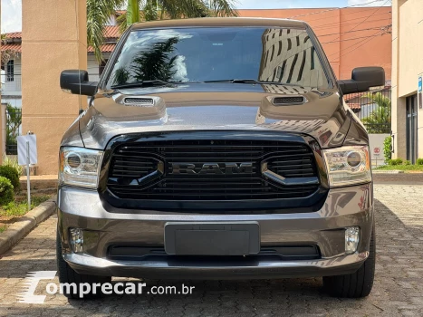 RAM 5.7 1500 Laramie 4X4 CD V8