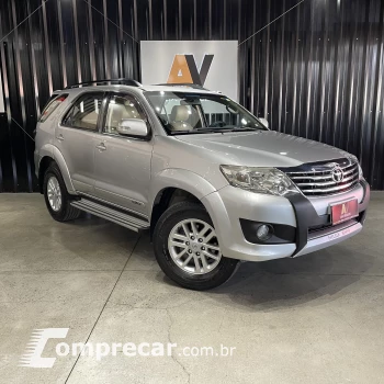 Toyota HILUX SW4 2.7 SR 4X2 16V 4 portas