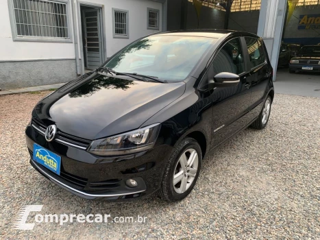 Volkswagen Fox 1.0 12V 4P TRENDLINE FLEX 4 portas