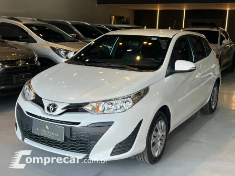 Toyota YARIS 1.3 16V FLEX XL LIVE MULTIDRIVE 4 portas