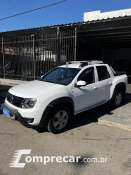 Renault DUSTER OROCH 2.0 16V Dynamique 4 portas