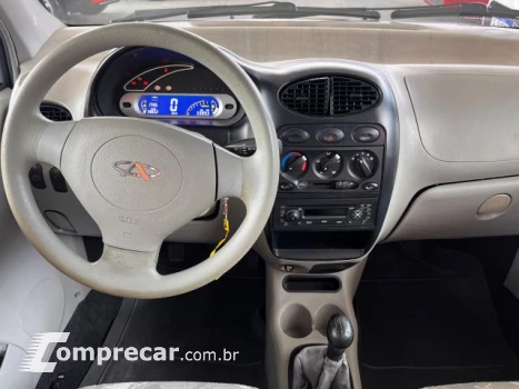 QQ - 1.1 MPFI 16V 4P MANUAL