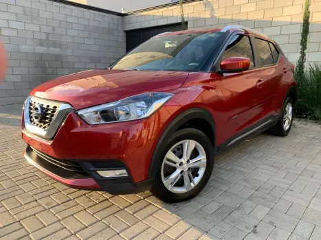 NISSAN KICKS 1.6 16V FLEXSTART ACTIVE XTRONIC 4 portas