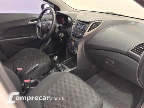HB20 1.6 COMFORT PLUS 16V FLEX 4P MANUAL