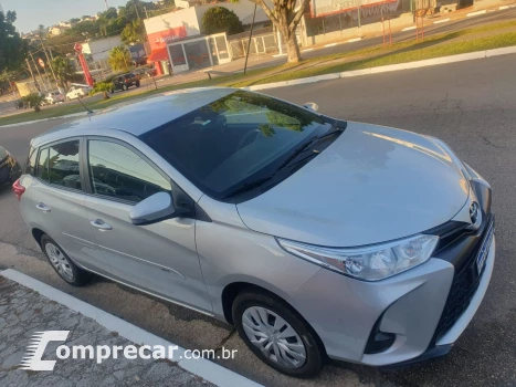 YARIS 1.5 16V XL