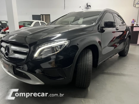 Mercedes-Benz GLA 200 1.6 CGI Advance 16V Turbo 4 portas