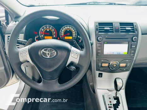 Toyota Corolla xei 4 portas