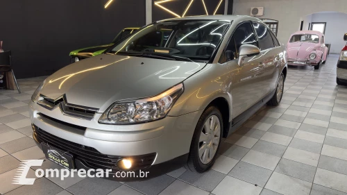 CITROEN C4 2.0 Exclusive Pallas 16V 4 portas