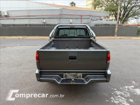 S10 2.2 EFI DLX 4X2 CS 8V