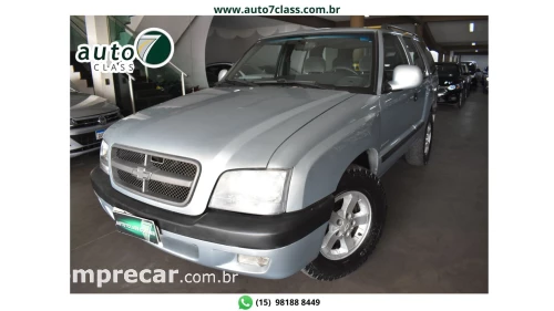 CHEVROLET BLAZER - 2.4 MPFI ADVANTAGE 4X2 8V 4P MANUAL 4 portas