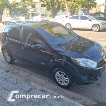 FIESTA 1.6 MPI Class Hatch 8V