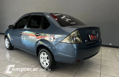 Fiesta Sedan 1.6 (Flex)