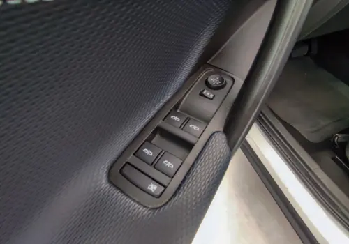 TRACKER 1.2 Turbo Premier