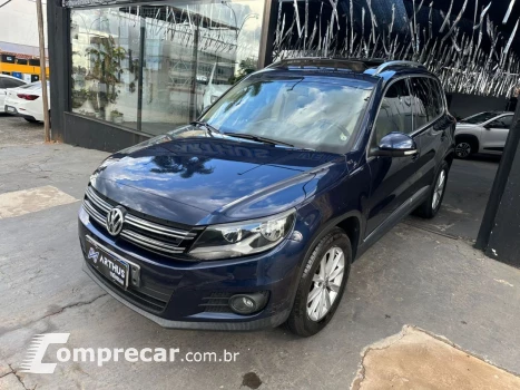 Volkswagen TIGUAN 2.0 TSI 16V 200cv Tiptronic 5p 4 portas