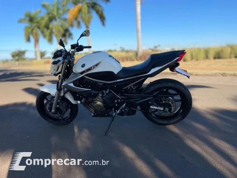 XJ6 N