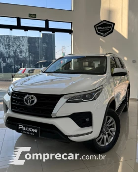 HILUX SW4 2.7 SRV 7 Lugares 4X2 16V