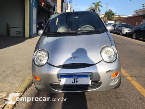 QQ 1.1 MPFI 16V