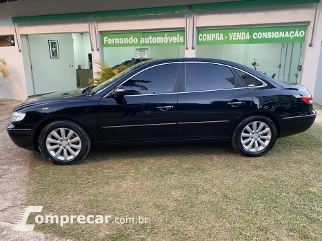 AZERA 3.3 MPFI GLS Sedan V6 24V