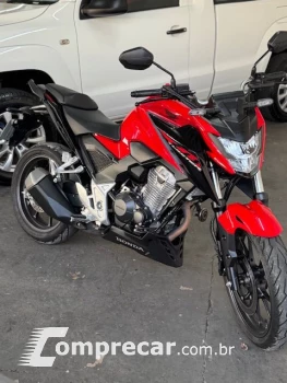 CB 300F Twister Flex