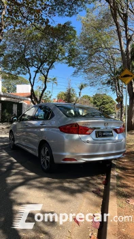 CITY 1.5 LX Sedan 16V