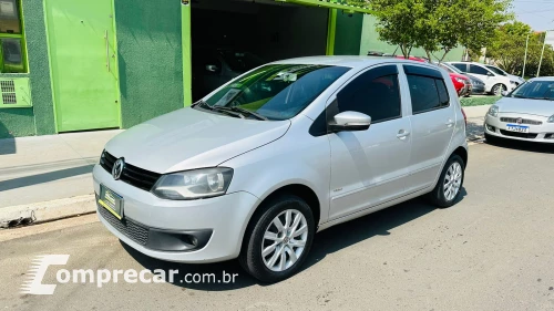 Volkswagen FOX 1.6 MI Trendline 8V 4 portas