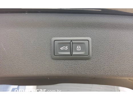 Q3 1.4 TFSI BLACK EDITION FLEX 4P S TRONIC