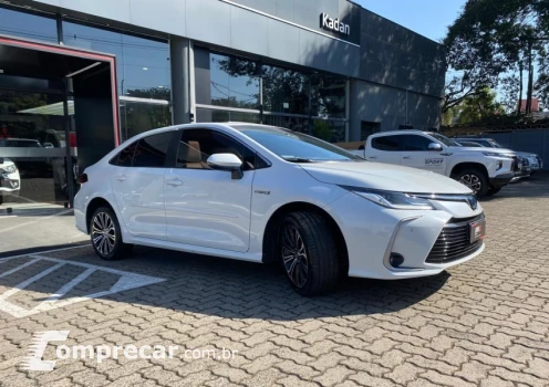 COROLLA 1.8 VVT-I Hybrid Altis