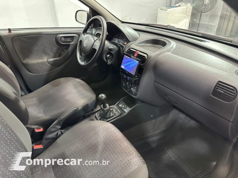 CHEVROLET Corsa Hatch 1.4 4P MAXX FLEX 4 portas