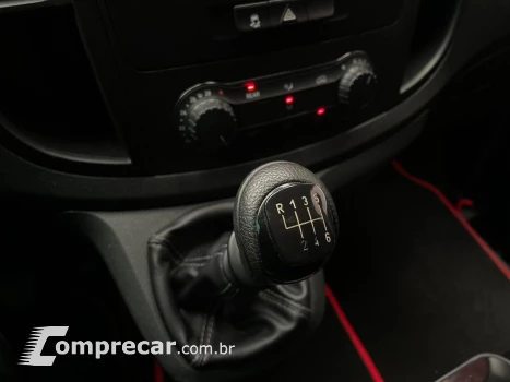 Mercedes-Benz VITO 2.0 16V CGI Tourer 119 Comfort 8+1 3 portas