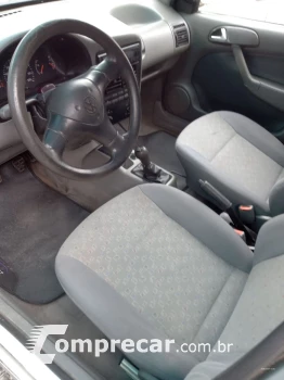 Gol 1.6 MI 4P CL