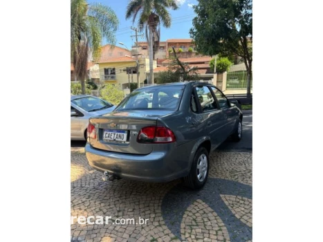 CLASSIC 1.0 MPFI LS 8V FLEX 4P MANUAL