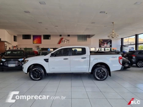 RANGER - 3.2 XLS 4X4 CD 20V 4P AUTOMÁTICO